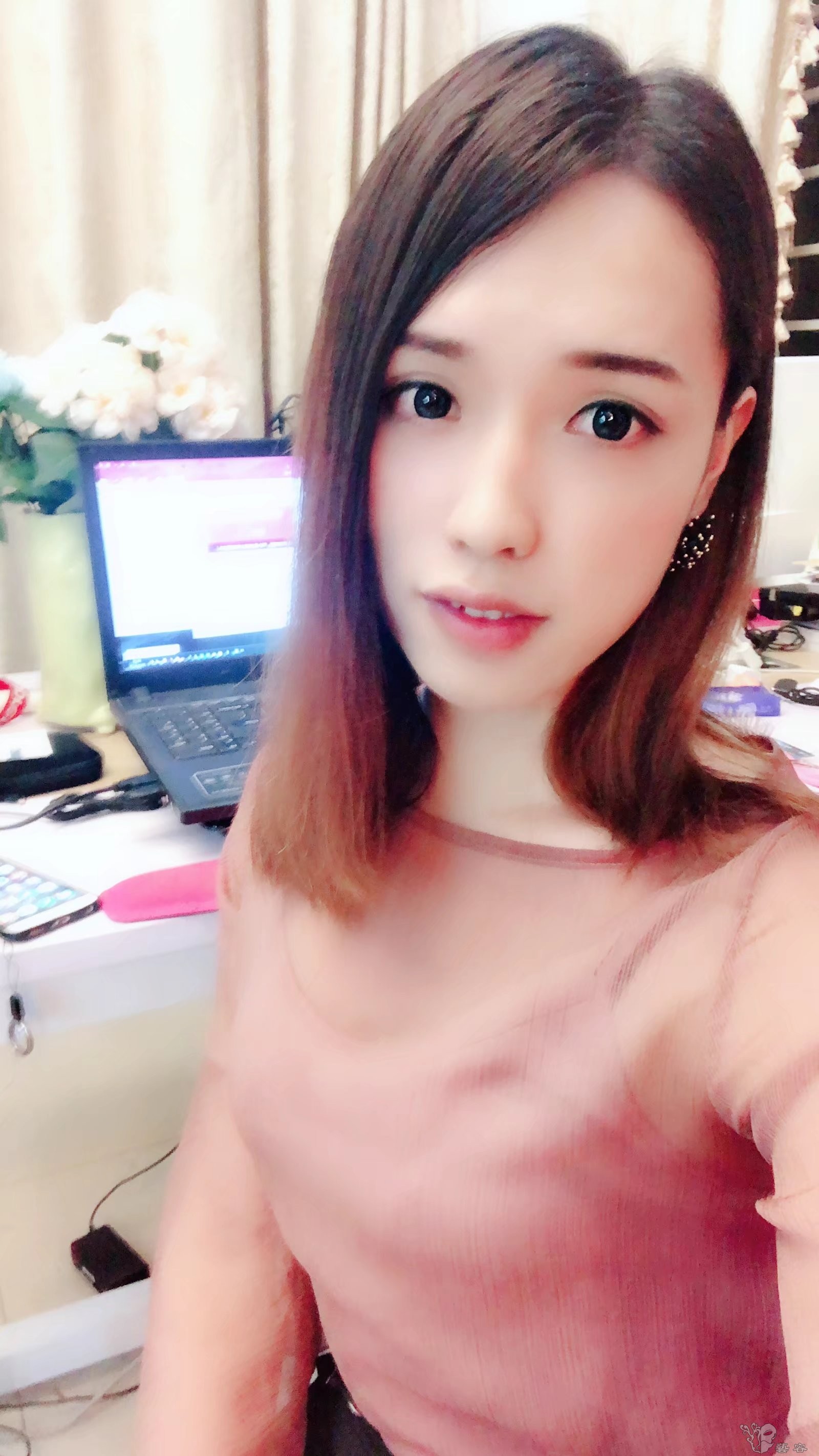 萱 工作自拍4.jpg