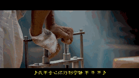 连姨妈巾都不让用，女性地狱真不是白叫的！-18.jpg