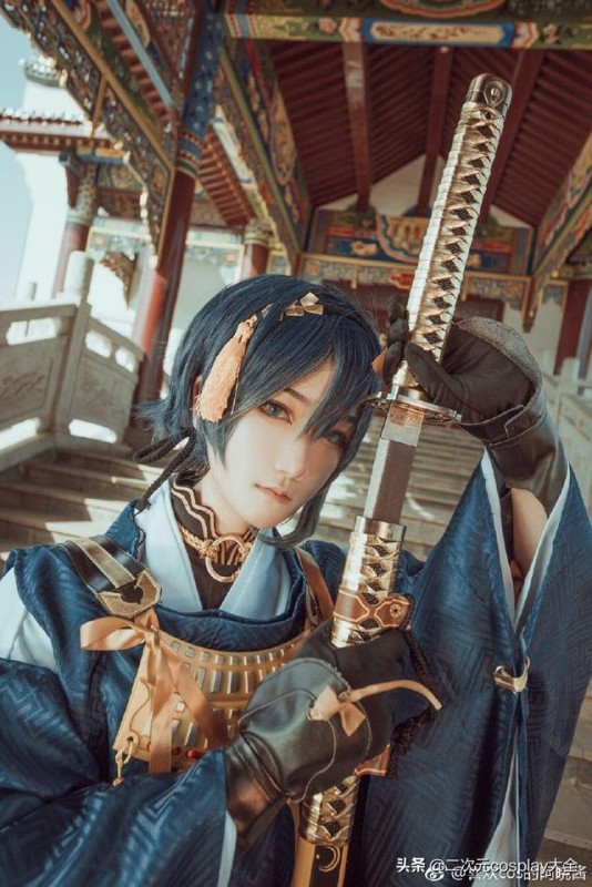 《刀剑乱舞》三日月宗近cos，颜好又帅气的温柔爷爷！-3.jpg