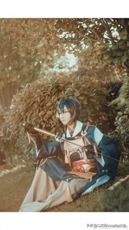 《刀剑乱舞》三日月宗近cos，颜好又帅气的温柔爷爷！-8.jpg