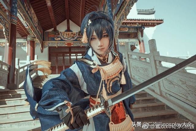 《刀剑乱舞》三日月宗近cos，颜好又帅气的温柔爷爷！-5.jpg