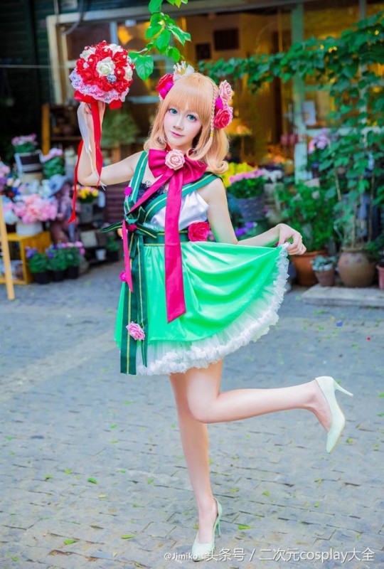 《失忆症》超美的女主角cos，色彩鲜艳美到了心坎！-6.jpg
