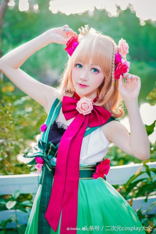 《失忆症》超美的女主角cos，色彩鲜艳美到了心坎！-8.jpg