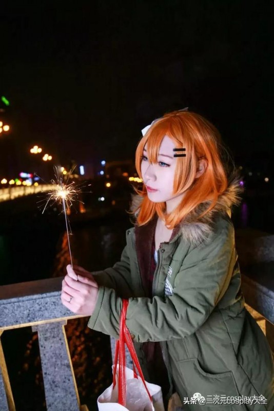 一场交通事故的骨折，却令她cos了百套果果：专访coser海鱼-26.jpg