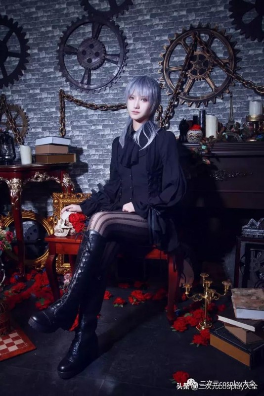 双胞胎姐妹专访：一个玩她的cosplay，一个当她的摄影-7.jpg
