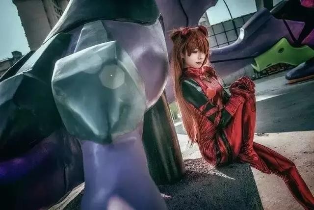 新世纪福音战士明日香cos，气质女神怎么那么好看-4.jpg