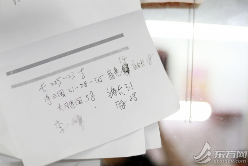 “60后”裁缝的Cosplay江湖　为动漫迷实现二次元之梦-7.jpg