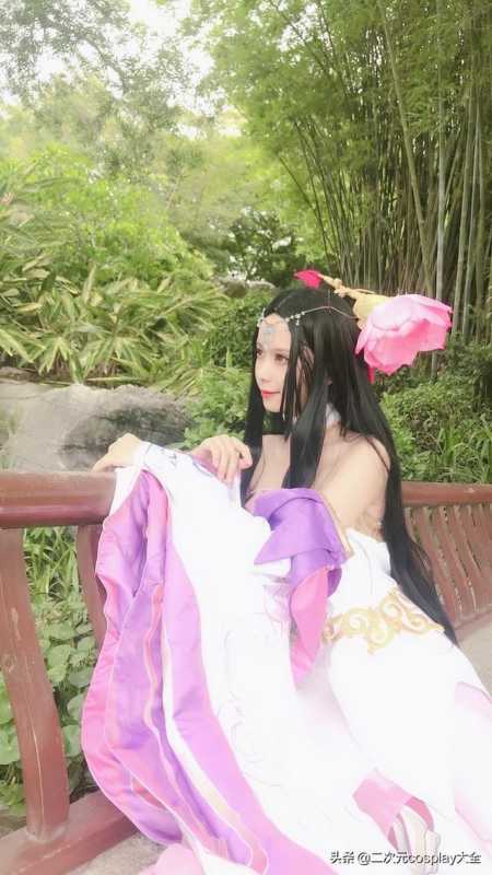 靓丽女神cos王者荣耀嫦娥，绝世舞姬貂蝉，好一个大长腿颜值美女-8.jpg