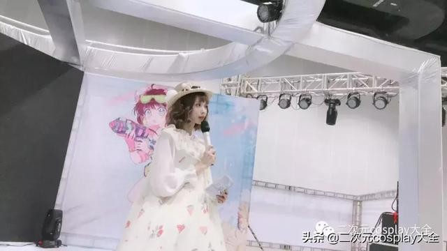 她是一名coser，也是一名舞台主持人：专访娃娃元气弹-9.jpg