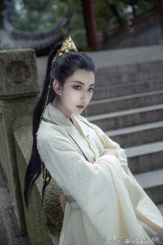 《陈情令》金凌cos，气质俊美清秀，这位金“大小姐”我太可了-1.jpg