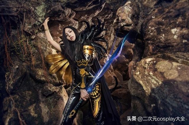 《剑灵》秦义绝cos，气势吸睛，御系范十足瞬间被震撼-3.jpg