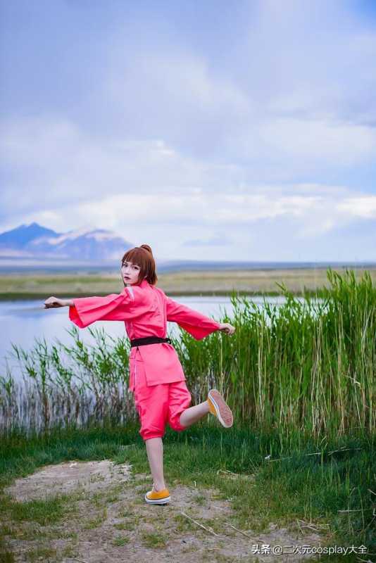 《千与千寻》琥珀川&千寻cos，青海湖敦煌一线，这意境好美-3.jpg