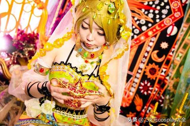 舞娘觉醒花阳cos，异域风格，笑容清甜甜画面感吸睛-3.jpg