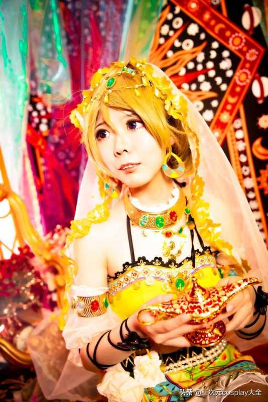 舞娘觉醒花阳cos，异域风格，笑容清甜甜画面感吸睛-4.jpg