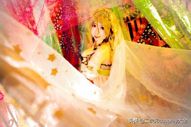 舞娘觉醒花阳cos，异域风格，笑容清甜甜画面感吸睛-9.jpg