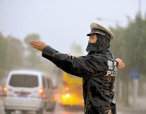 霸屏32场，满座！这三位龙民登上了济南影院大屏-7.jpg