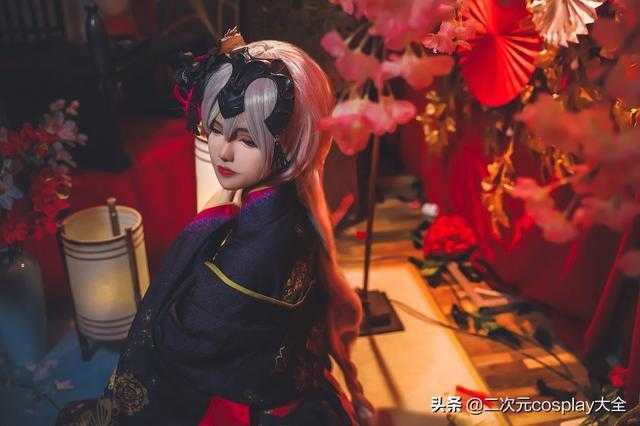 黑贞德花魁cos，绝艳纯美，场景眼神令我一秒喜欢-5.jpg