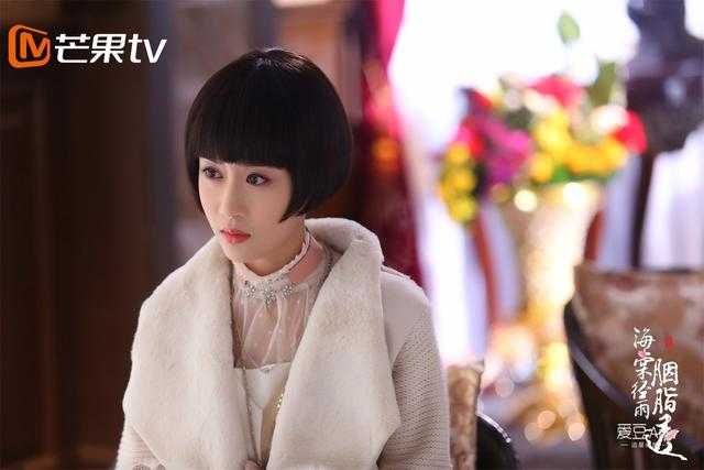 191101《海棠经雨胭脂透》爆笑出圈 邓伦李一桐热度持续飙升-4.jpg