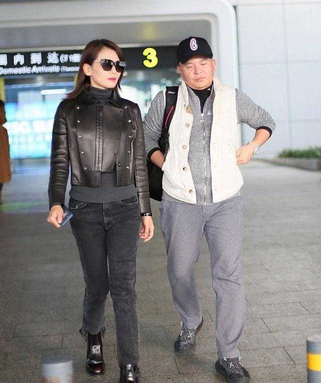 五年替夫还完四个亿债务的“贤妻”刘涛，今41岁仍是时尚圈的宠儿-10.jpg