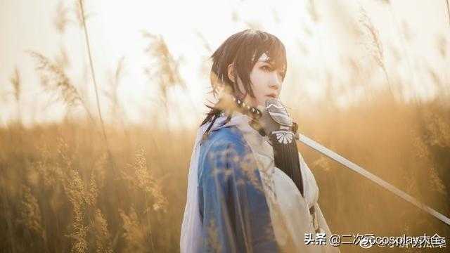 景与人相融，《刀剑乱舞》大和守安定，夕阳光真的太治愈了-4.jpg