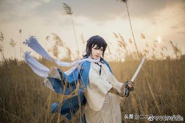 景与人相融，《刀剑乱舞》大和守安定，夕阳光真的太治愈了-9.jpg