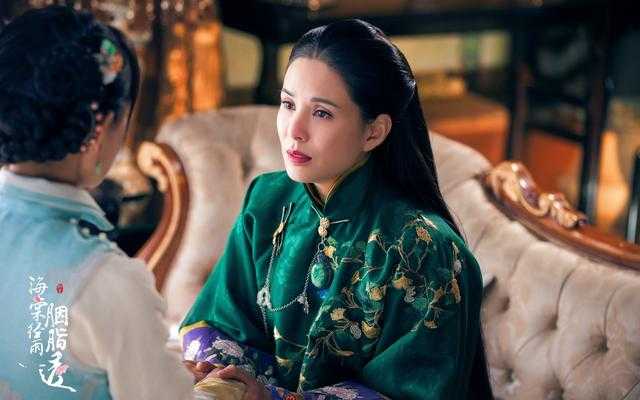 《海棠经雨胭脂透》民国造型获赞，邓伦李一桐上演时尚变装秀-6.jpg