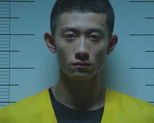 本以为是与杨紫友情之上，近日却在日本街头与绯闻女友偷偷秀恩爱-4.jpg