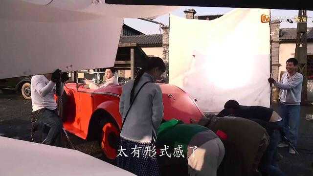 《海棠经雨胭脂透》狗血又上头，名场面转圈圈，邓伦都笑场了-3.jpg