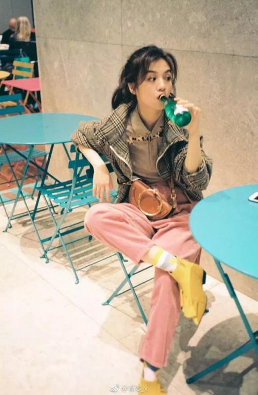 春夏参加综艺节目被吐槽颜值，不走流量的小花都很任性-39.jpg