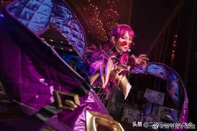 《英雄联盟》kda女团伊芙琳cos，气质有范，动作神情帅气吸睛-1.jpg