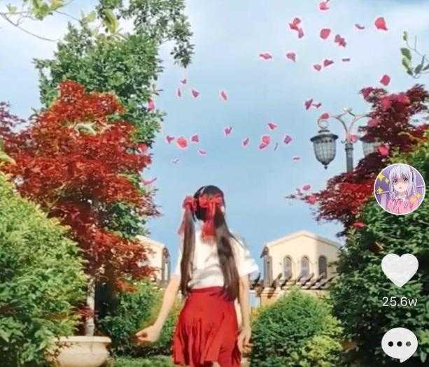 蔡萝莉有1366万粉丝，为何却被lo圈抵制，lo娘太严格？-13.jpg