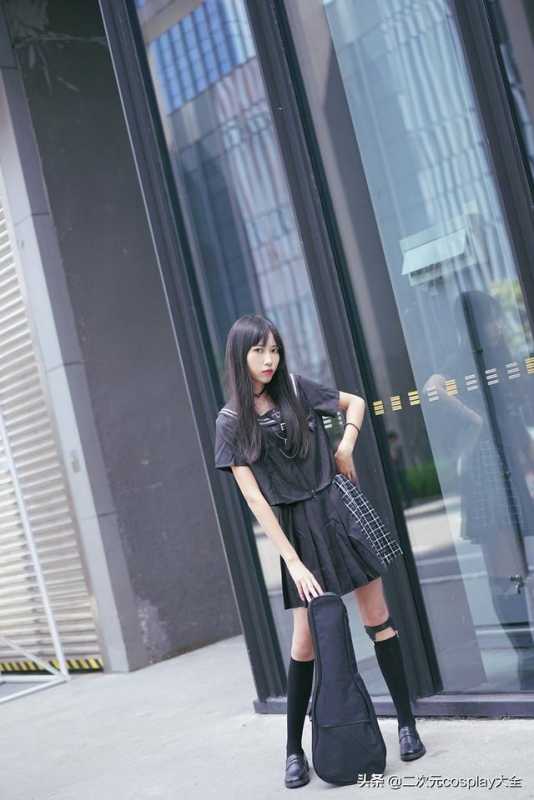 JK美少女，太帅太有气势啦，头发飘起来特别有感觉-4.jpg