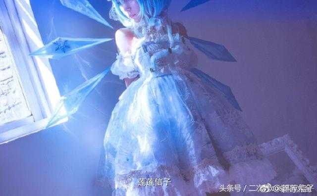 东方Project琪露诺cos，冰艳动人的优雅冰之精灵-6.jpg