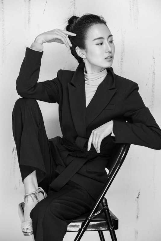 海棠经雨胭脂透正在热播 任伊暄鼓励莫婳勇敢追爱-3.jpg