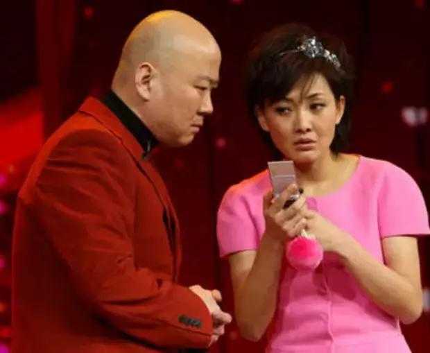 春晚的“常驻嘉宾”牛莉，曾是射击类冠军，今45岁健身到脱相-2.jpg