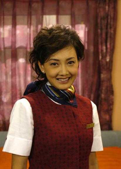 春晚的“常驻嘉宾”牛莉，曾是射击类冠军，今45岁健身到脱相-3.jpg