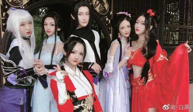男装大佬最爱COS的角色，熊祁也沦陷，网友喊刘梦快来-4.jpg