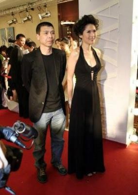 原凤凰卫视一姐沈星，与知名导演同居八小时，后半生却被逆转成路人-4.jpg