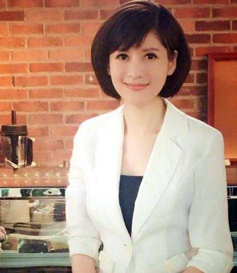原凤凰卫视一姐沈星，与知名导演同居八个小时后，被男友扫地出门-1.jpg