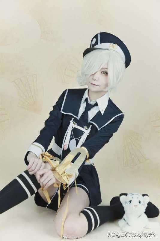 三四十岁玩cos，也可以很开心很自在：专访coser少宫-1.jpg