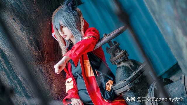帅气型姐《明日方舟》红cos，颜值与气质，俊秀有范-3.jpg