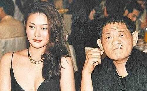 王菲女儿近照曝光，与陈宝莲儿子同框，长相帅气的他至今生父成谜-8.jpg