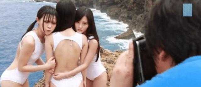 “150cm冯提莫”与“159cm鞠婧祎”同台，网友笑：膝盖以下全是鞋-2.jpg