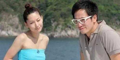 曾因得罪TVB高层被封杀,4年前关闭影迷会,如今40岁宣布退出娱乐圈-6.jpg