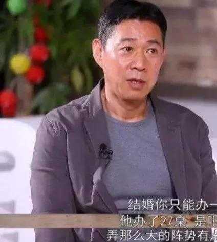 59岁老戏骨经历三次婚姻，儿子大婚前夫拒不参加，今近照曝光显苍老-10.jpg