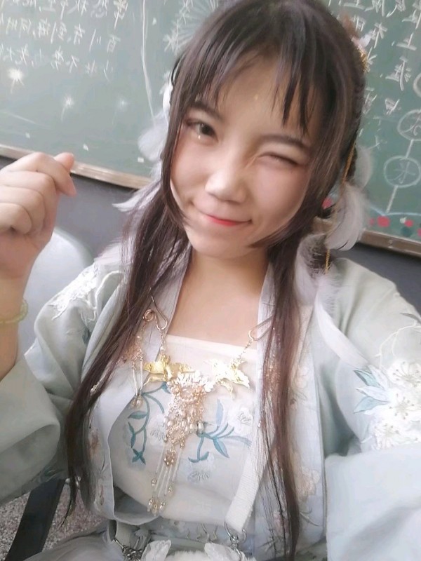 b80e7bec54e736d1a0cf5c7595504fc2d46269eb.jpg