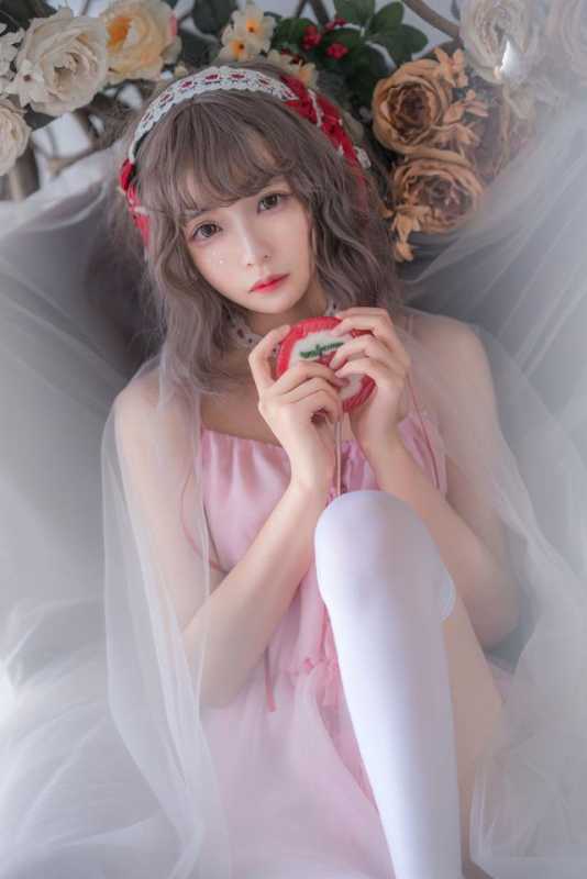 清纯可爱美女cosplay扮演二次元动漫角色 网友评价：确实不错-5.jpg