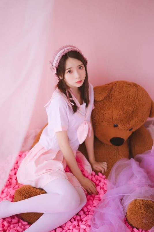 cosplay二次元美女清纯可爱惹人喜爱 网友评价：“很可爱 挺好”-2.jpg