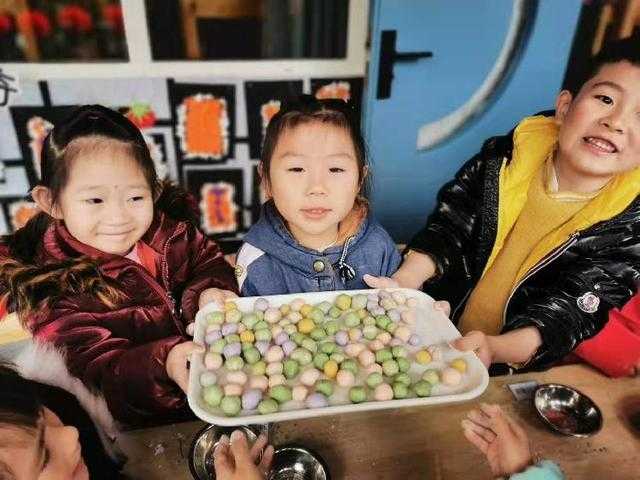 欢欢喜喜辞旧岁，红红火火迎新年——大渡口幼儿园教育集团迎新年系列庆典活动-14.jpg