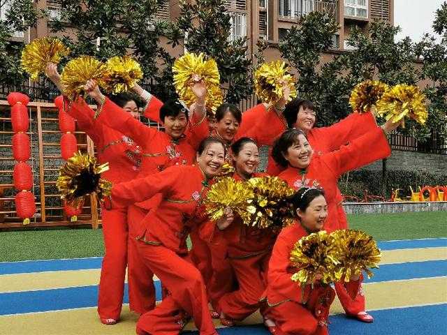 欢欢喜喜辞旧岁，红红火火迎新年——大渡口幼儿园教育集团迎新年系列庆典活动-13.jpg